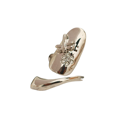 Fingernail ring