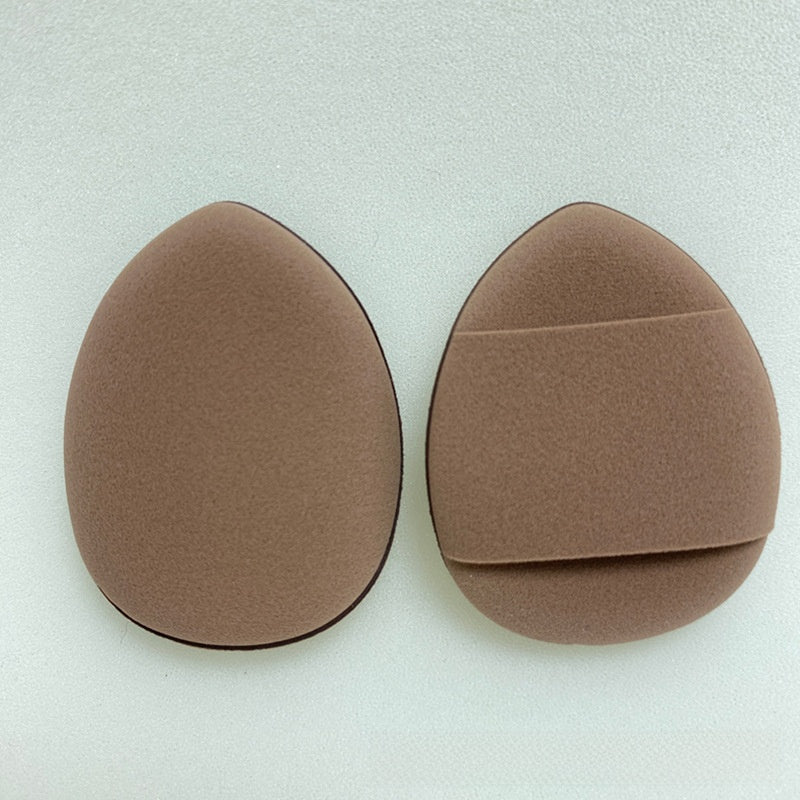 Fingertip powder puff