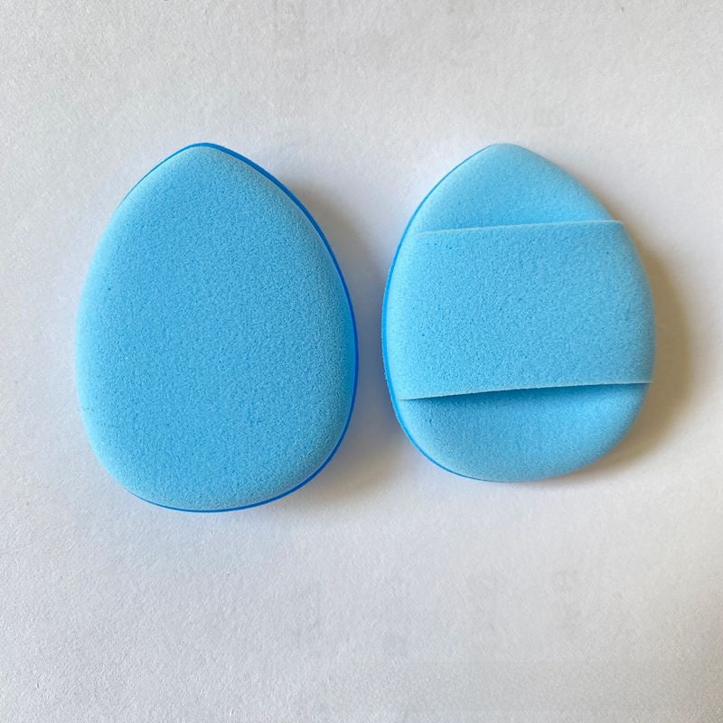 Fingertip powder puff