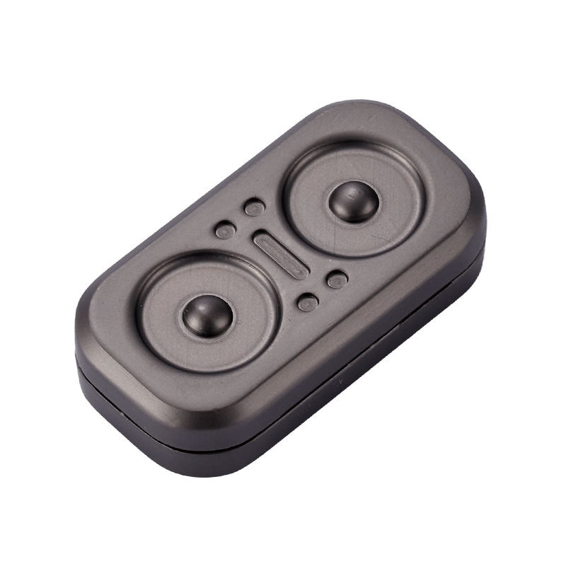 Fingertip spinner