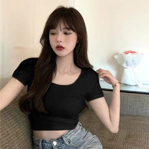 Fitted short-sleeved top