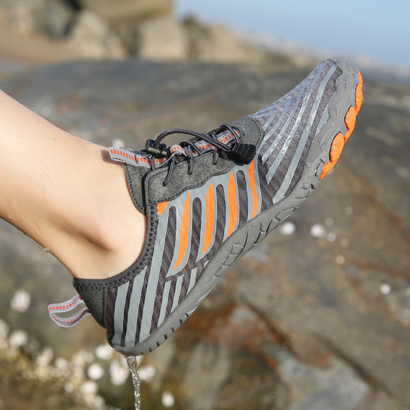 Five-finger stream shoes and beach water shoes
