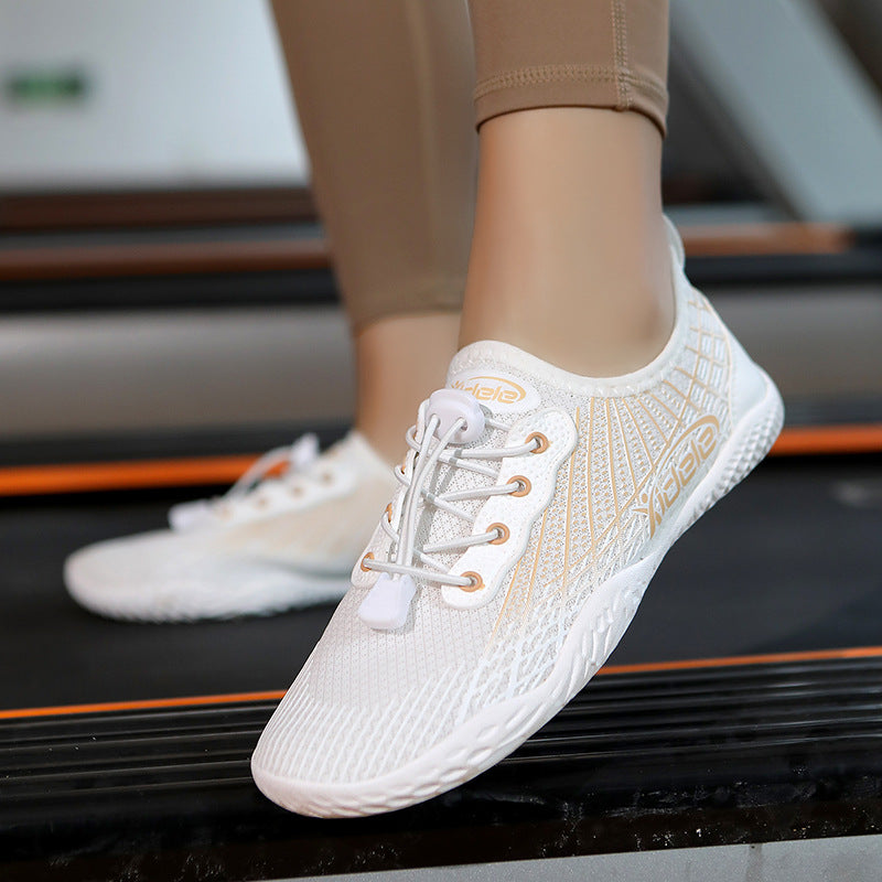 Five-finger wading shoes for fitness