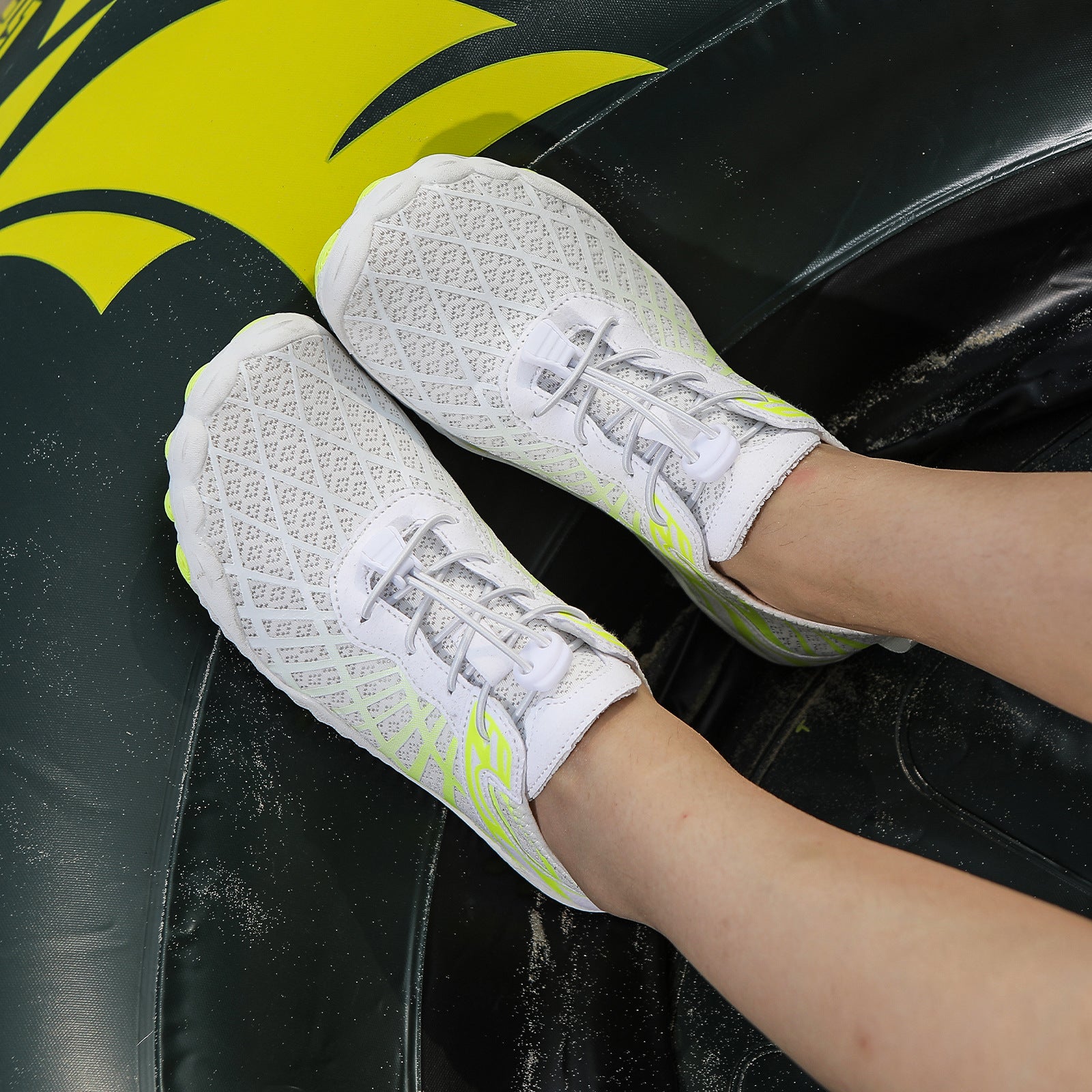 Five-Toe Beach Shoes