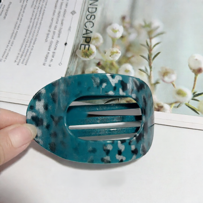 Flat and round hairpins