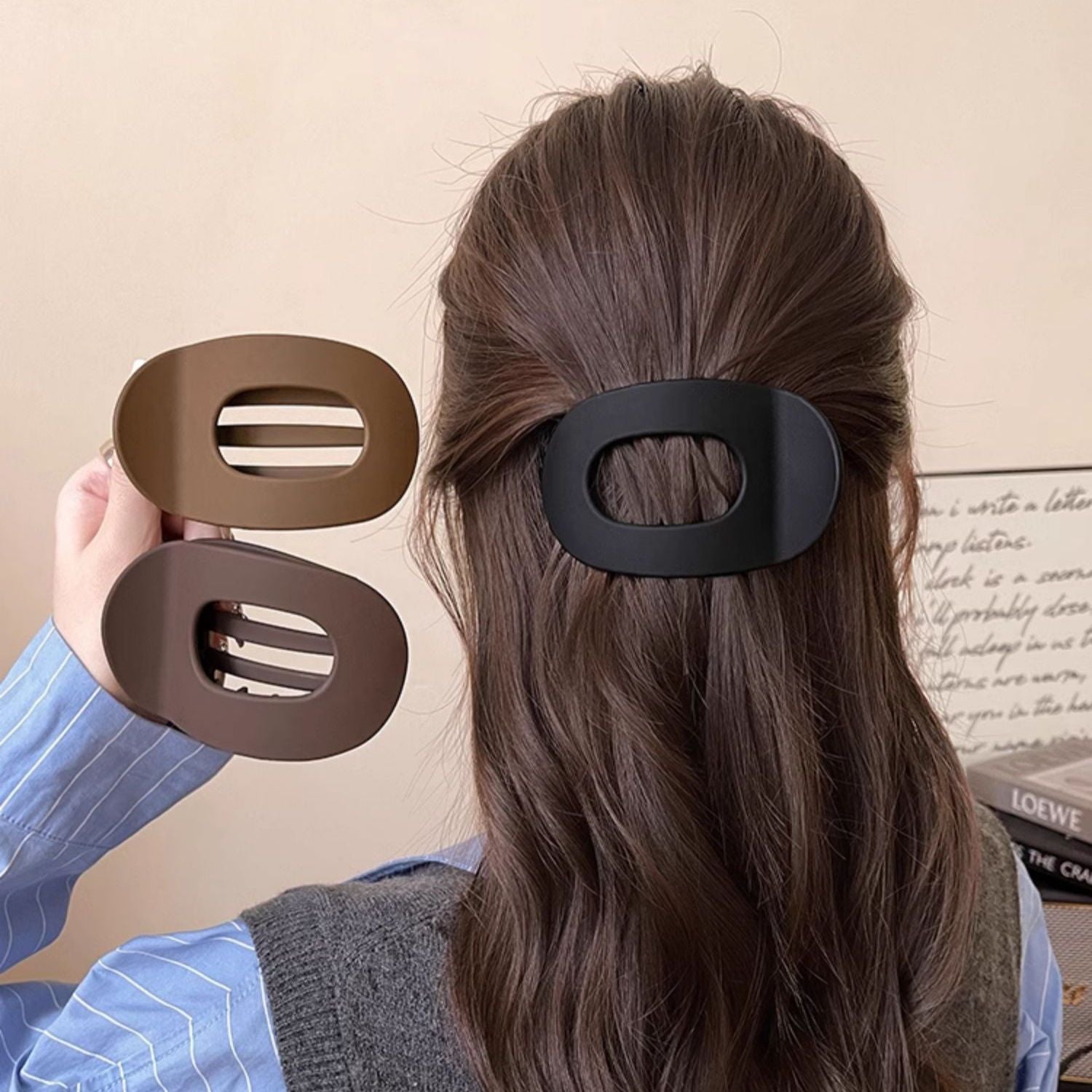 Flat and round hairpins