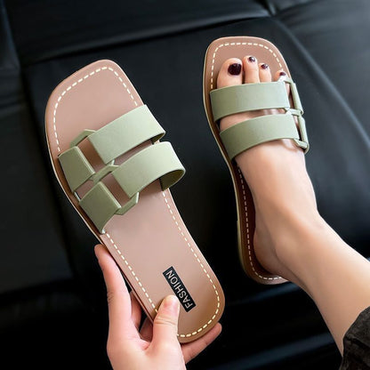 Flat-bottom versatile flip-flops