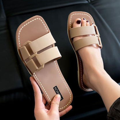 Flat-bottom versatile flip-flops