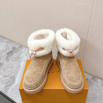 Fleece-lined warm snow boots