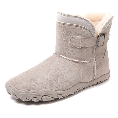 Fleece-lined winter hiking boots with rubber sole