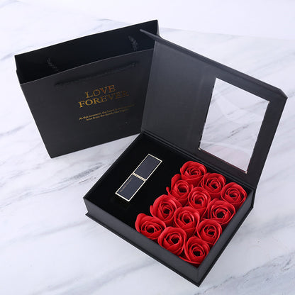 Flip-top necklace box
