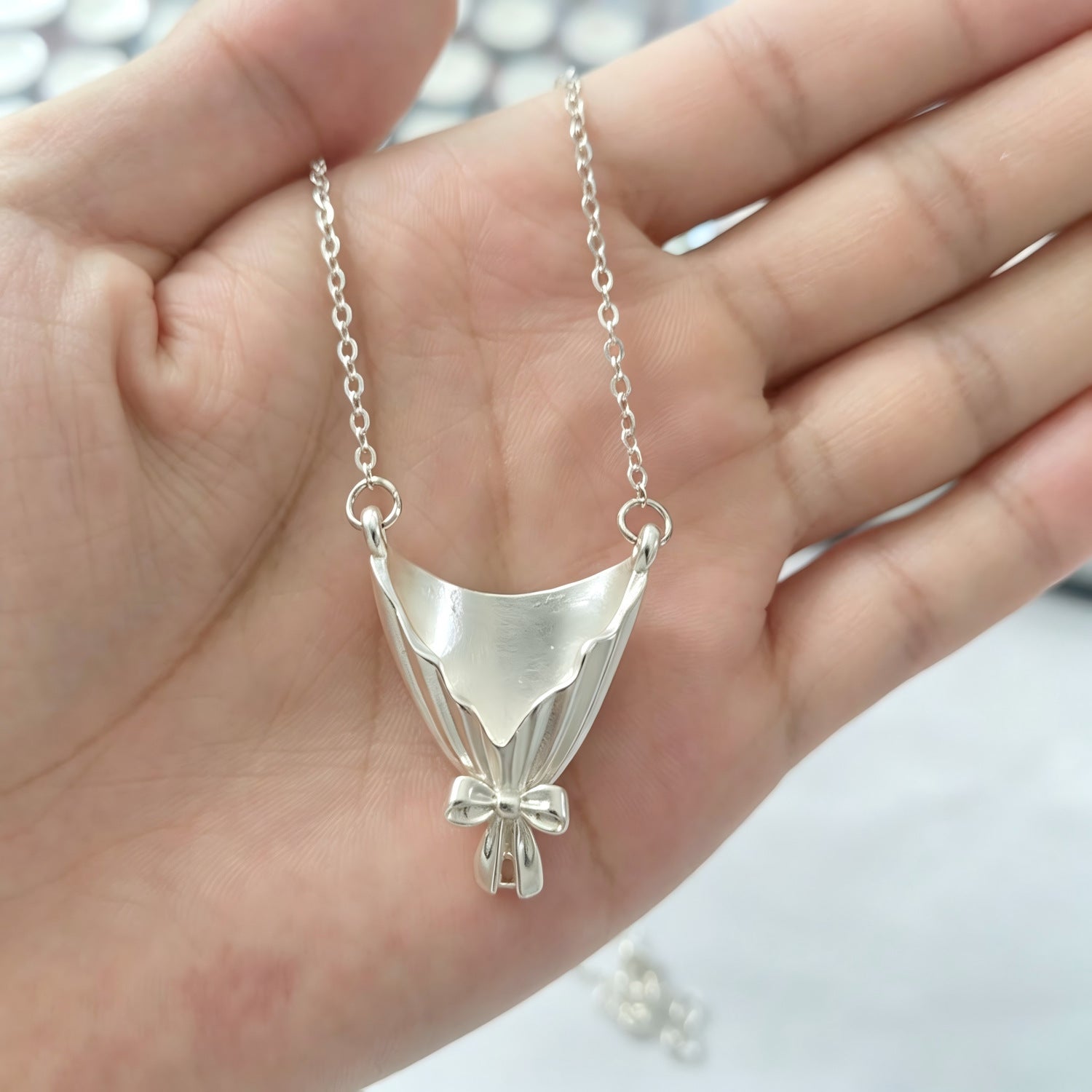 Floral Bowknot Pendant Necklace for Women