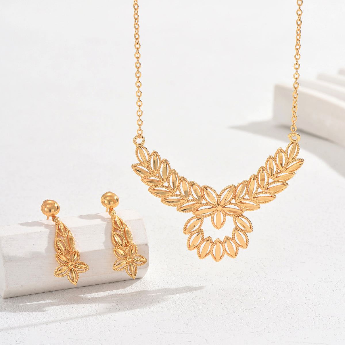 Floral Design Gold Plated Necklace and Earrings Set