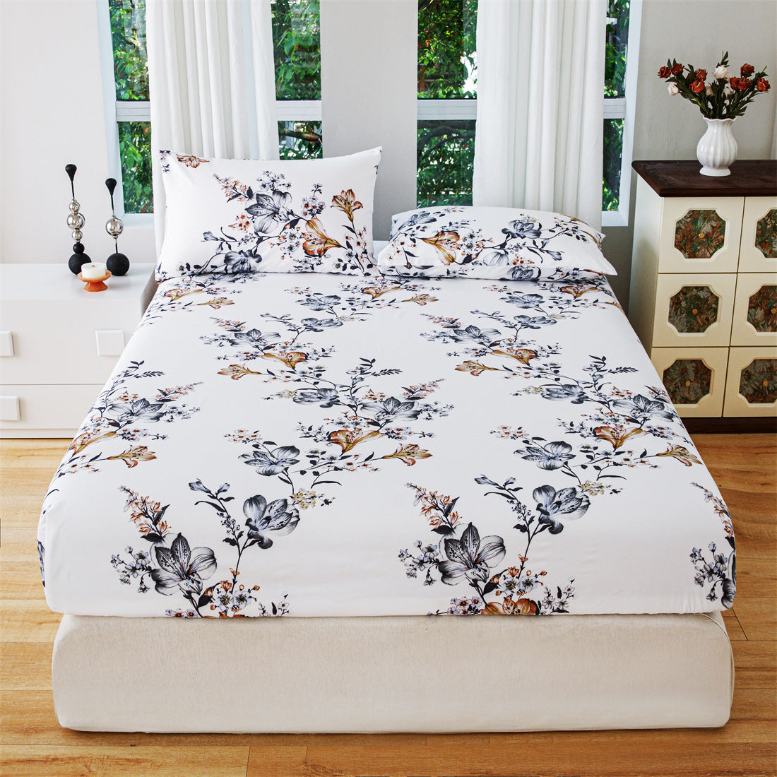 Floral mattress dust cover