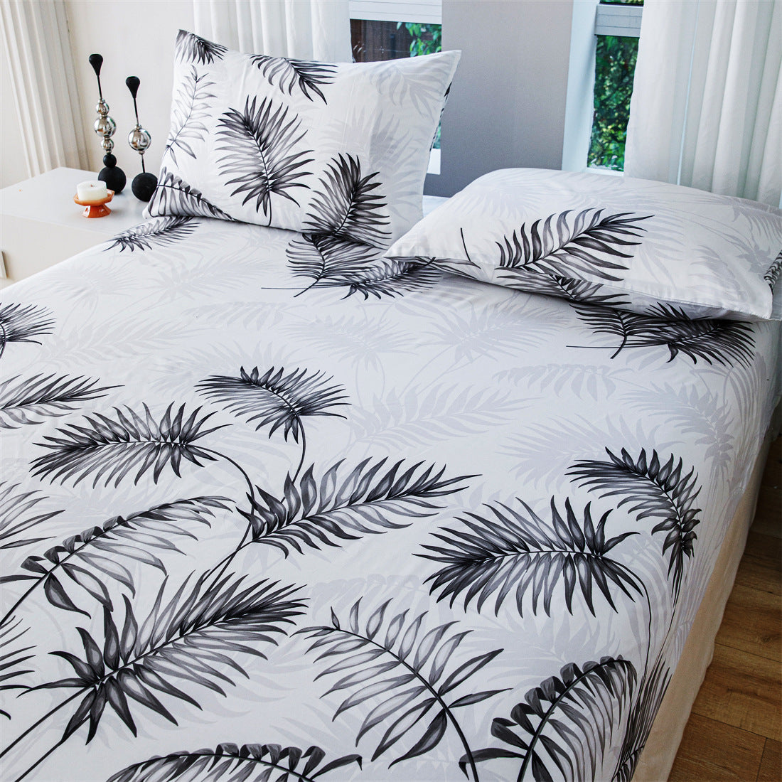 Floral mattress dust cover