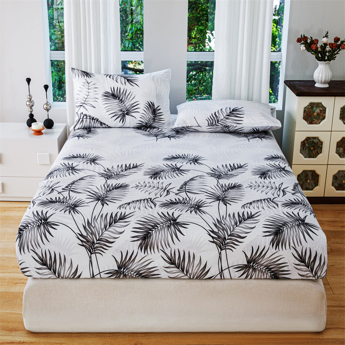 Floral mattress dust cover