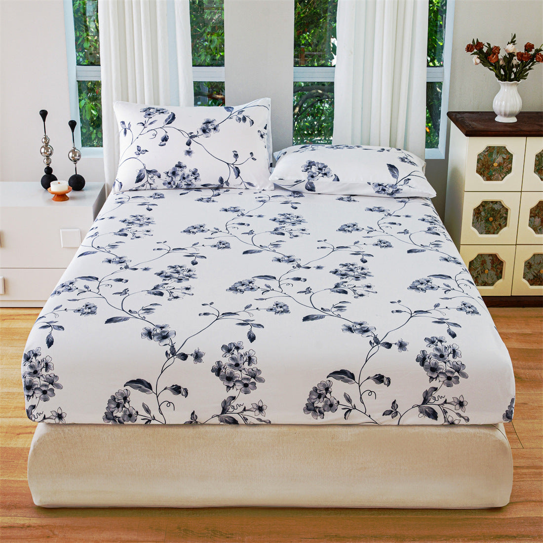 Floral mattress dust cover