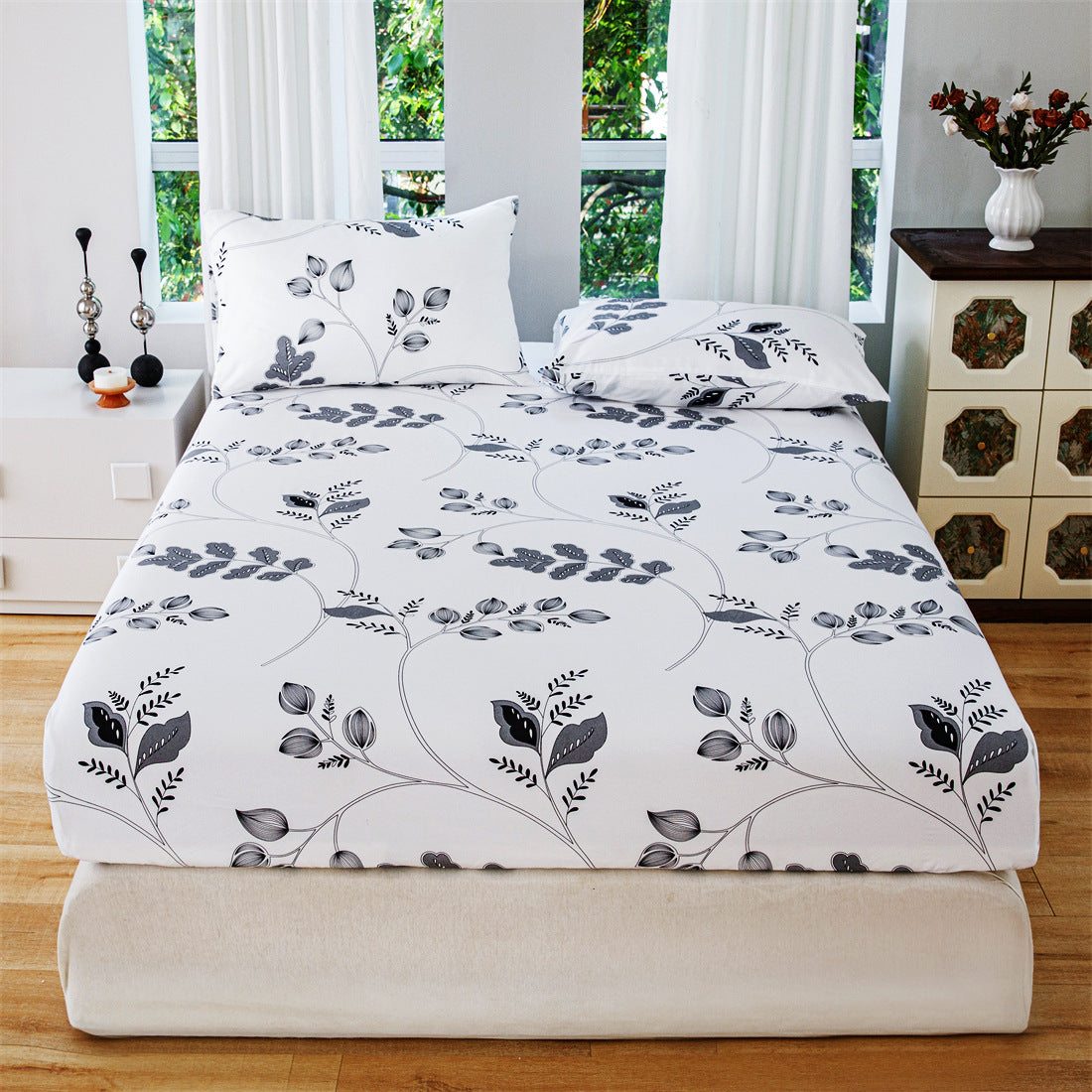 Floral mattress dust cover