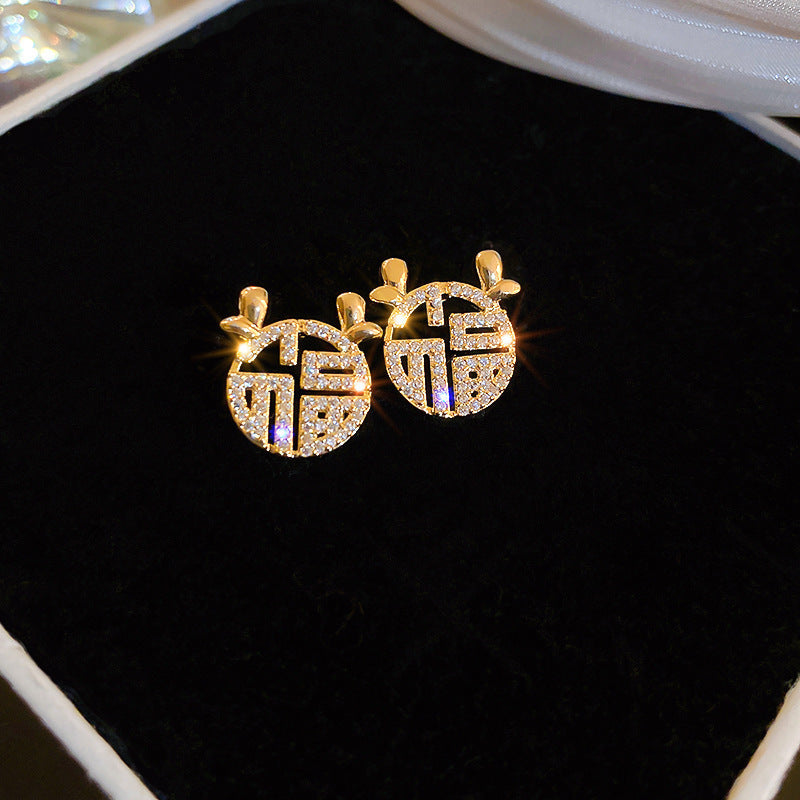 Floral Pearl Earrings Gold Plated