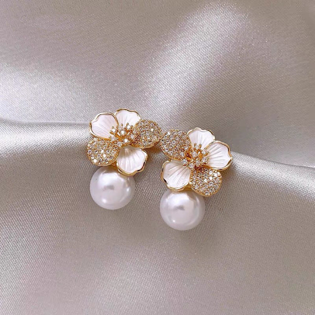 Floral Pearl Earrings Gold Plated