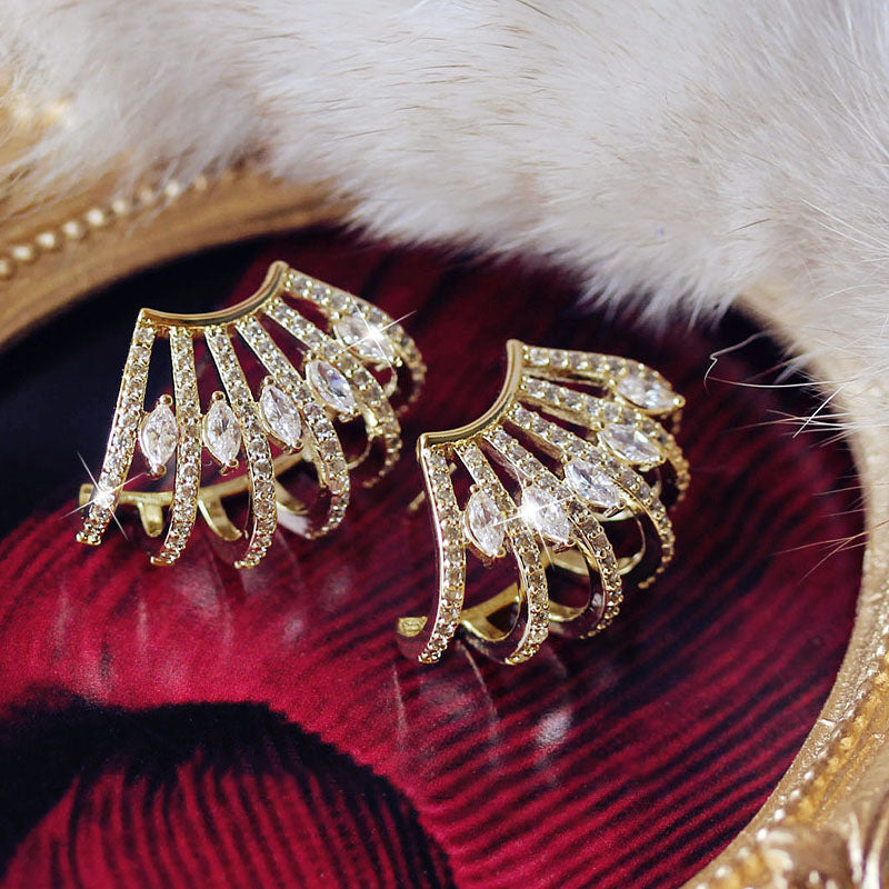 Floral Pearl Earrings Gold Plated