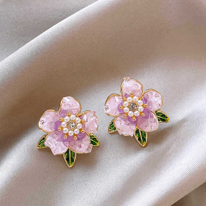 Floral Pearl Earrings Gold Plated