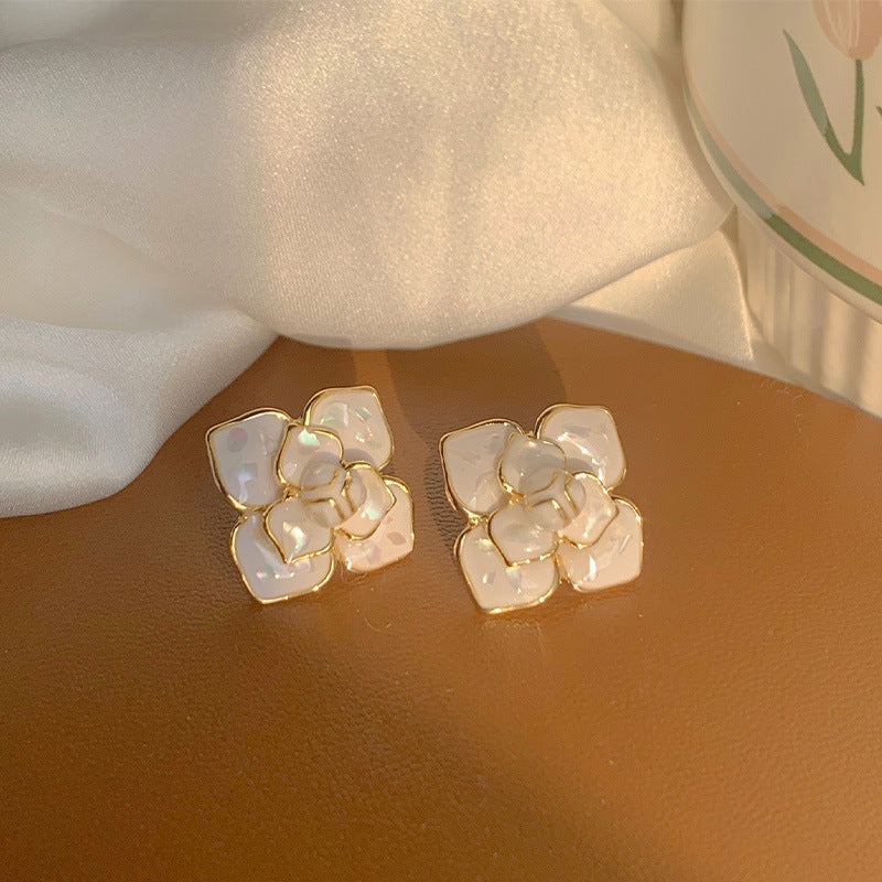 Floral Pearl Earrings Gold Plated