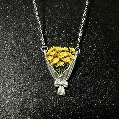 Floral Pendant Necklace