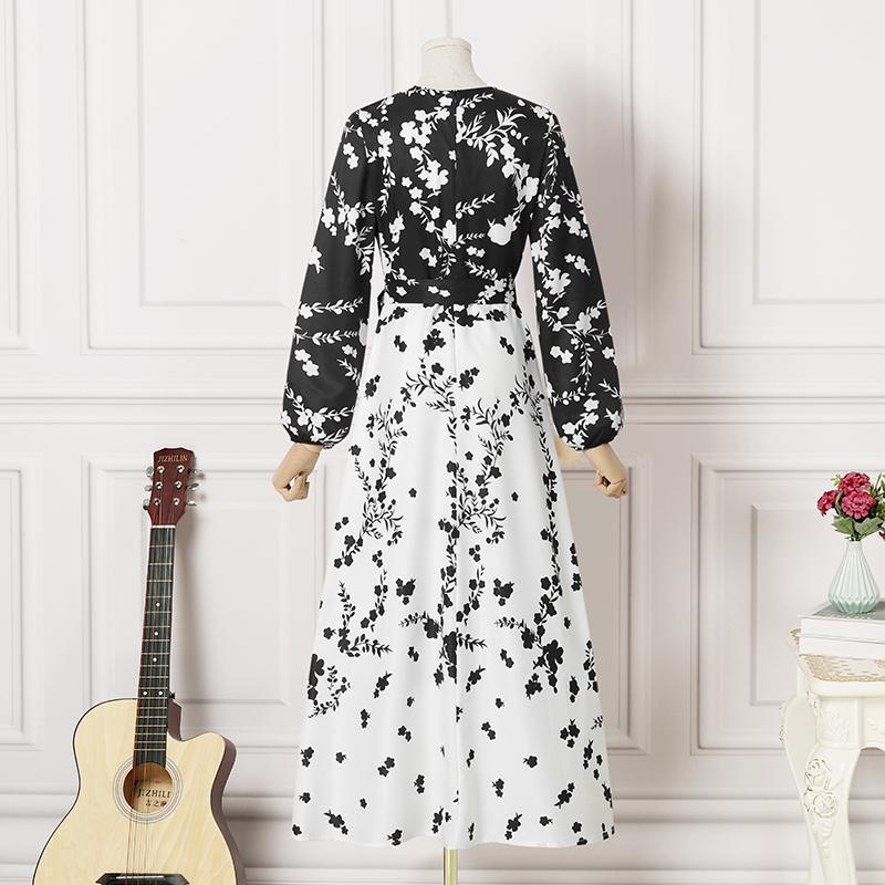 Floral print contrast-colored dress