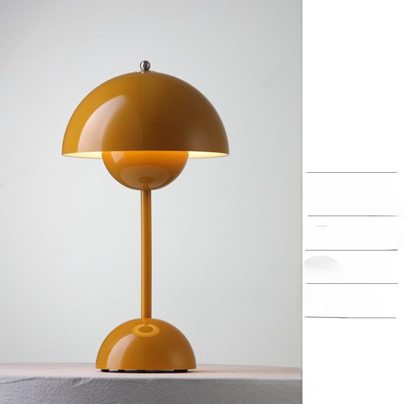 Flower Bud table lamp