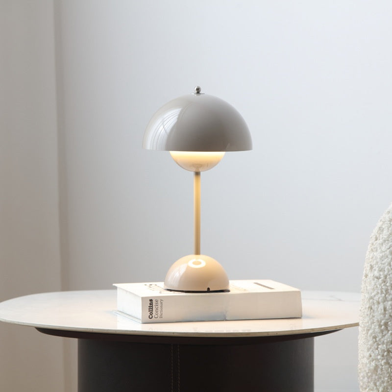 Flower Bud table lamp