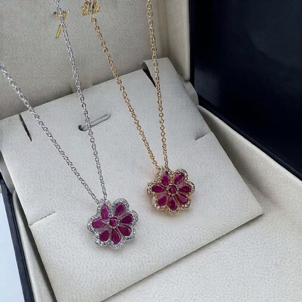 Flower necklace