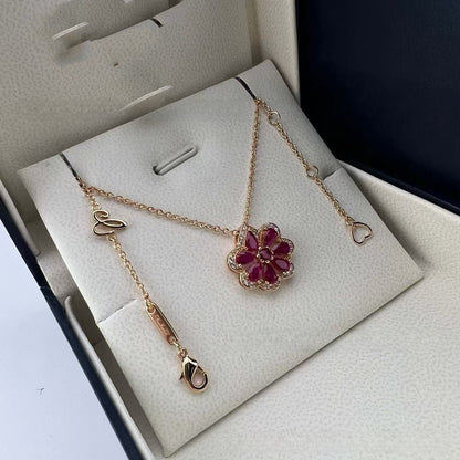 Flower necklace