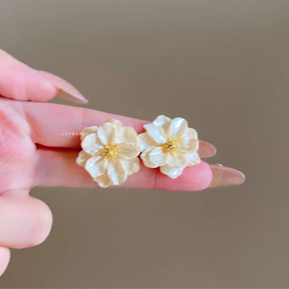 Flower Zircon Earrings