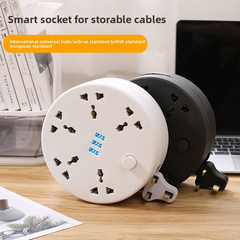 Foldable and extendable power strip for extension cords