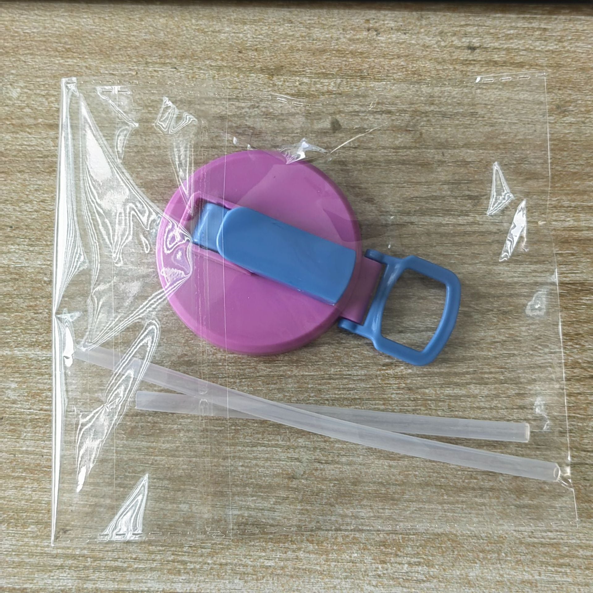 Foldable Can Lid with Built-in Straw for Spgle