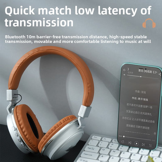 Foldable card and cable plug headphones