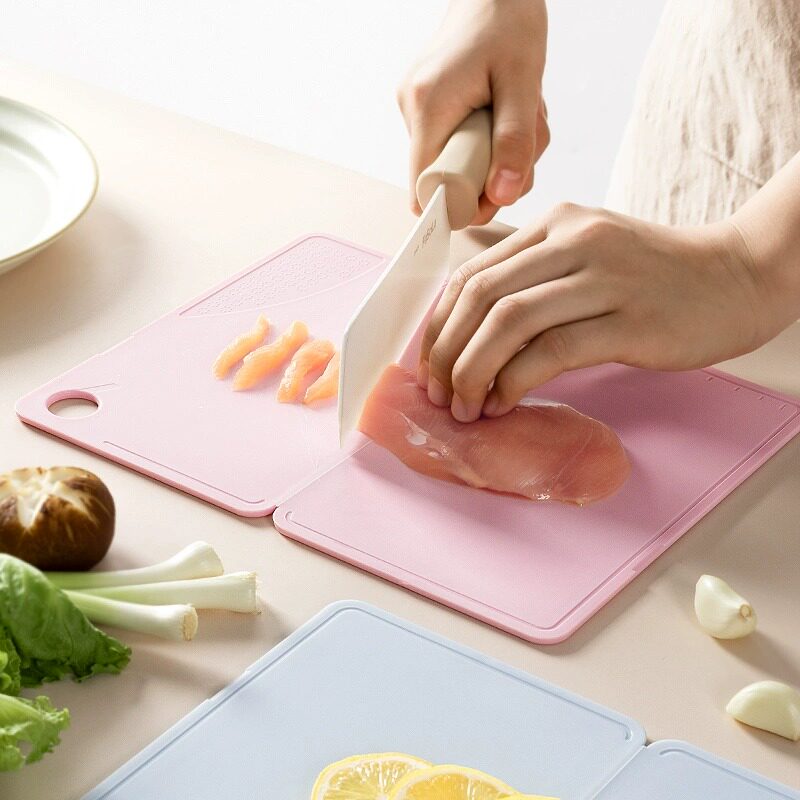 Foldable Plastic Cutting Board
