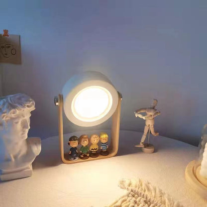 Foldable retractable night light