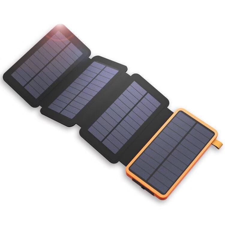 Foldable solar charging device