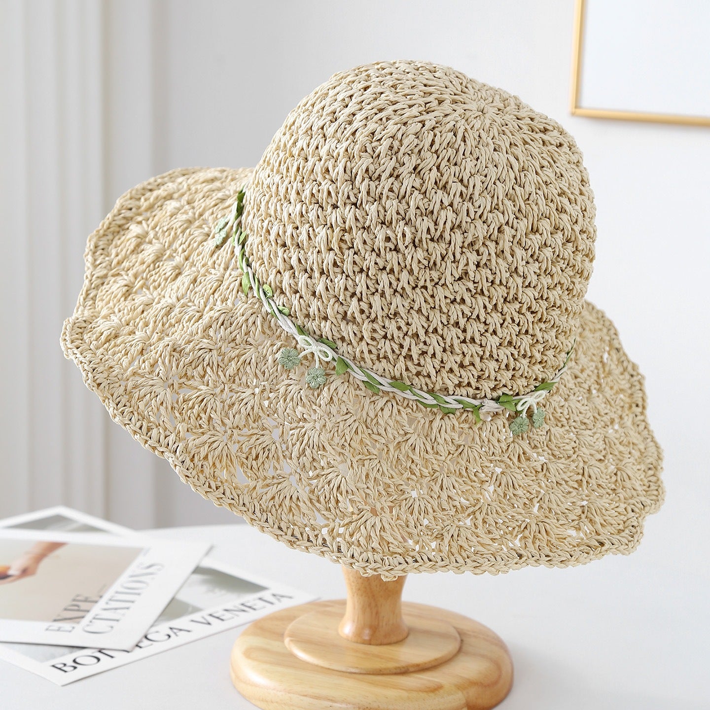 Foldable Straw Sun Hat with Wide Brim