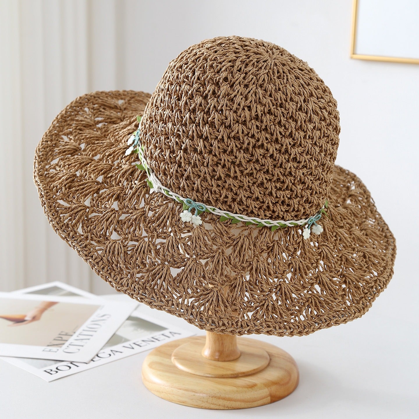 Foldable Straw Sun Hat with Wide Brim
