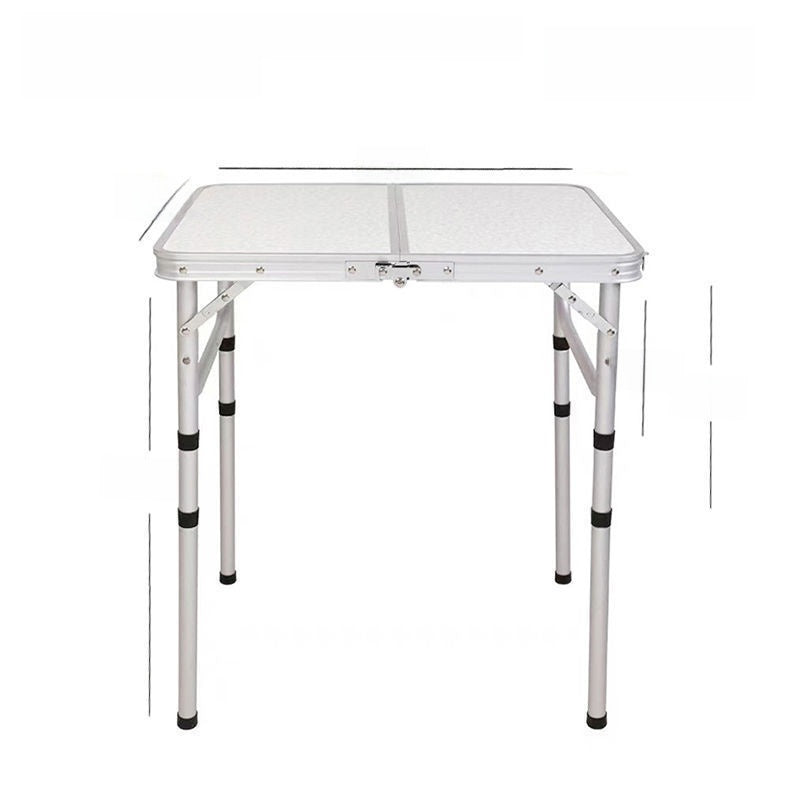 Folding table