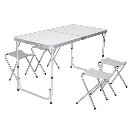 Folding table