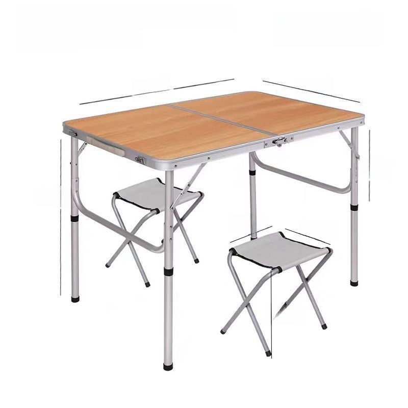 Folding table