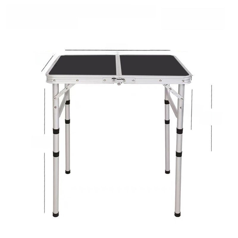 Folding table