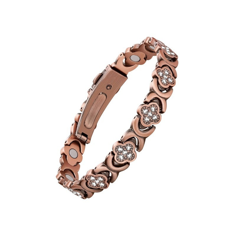 Four-leaf clover bracelet
