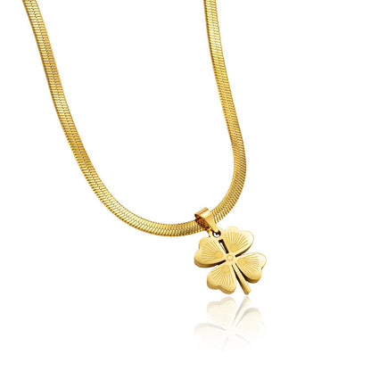 Four-leaf clover choker