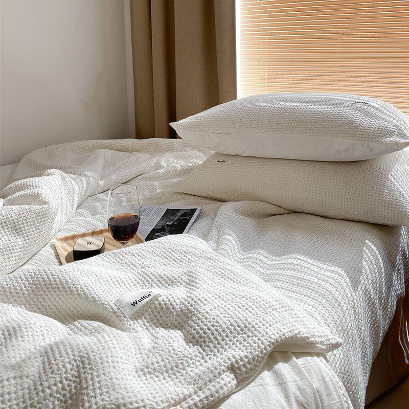 Four-Piece 100% Cotton Bed Sheet