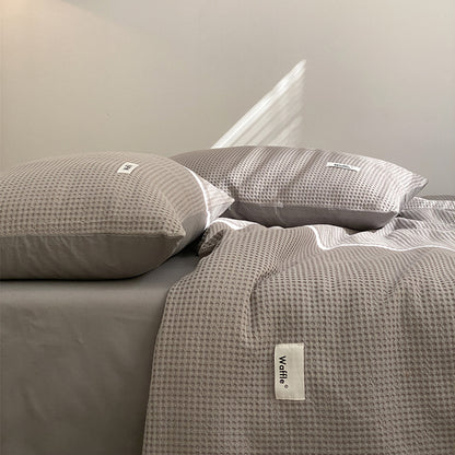 Four-Piece 100% Cotton Bed Sheet